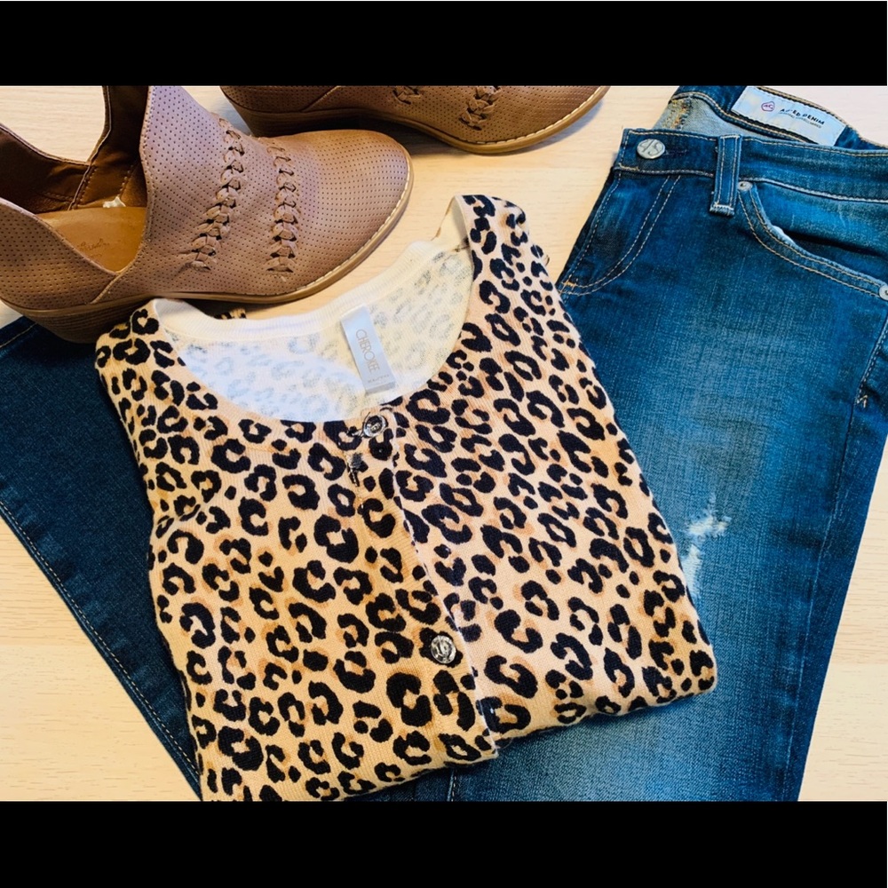 NWOT. Leopard Cardigan. Size XL girls. Fits Xs.